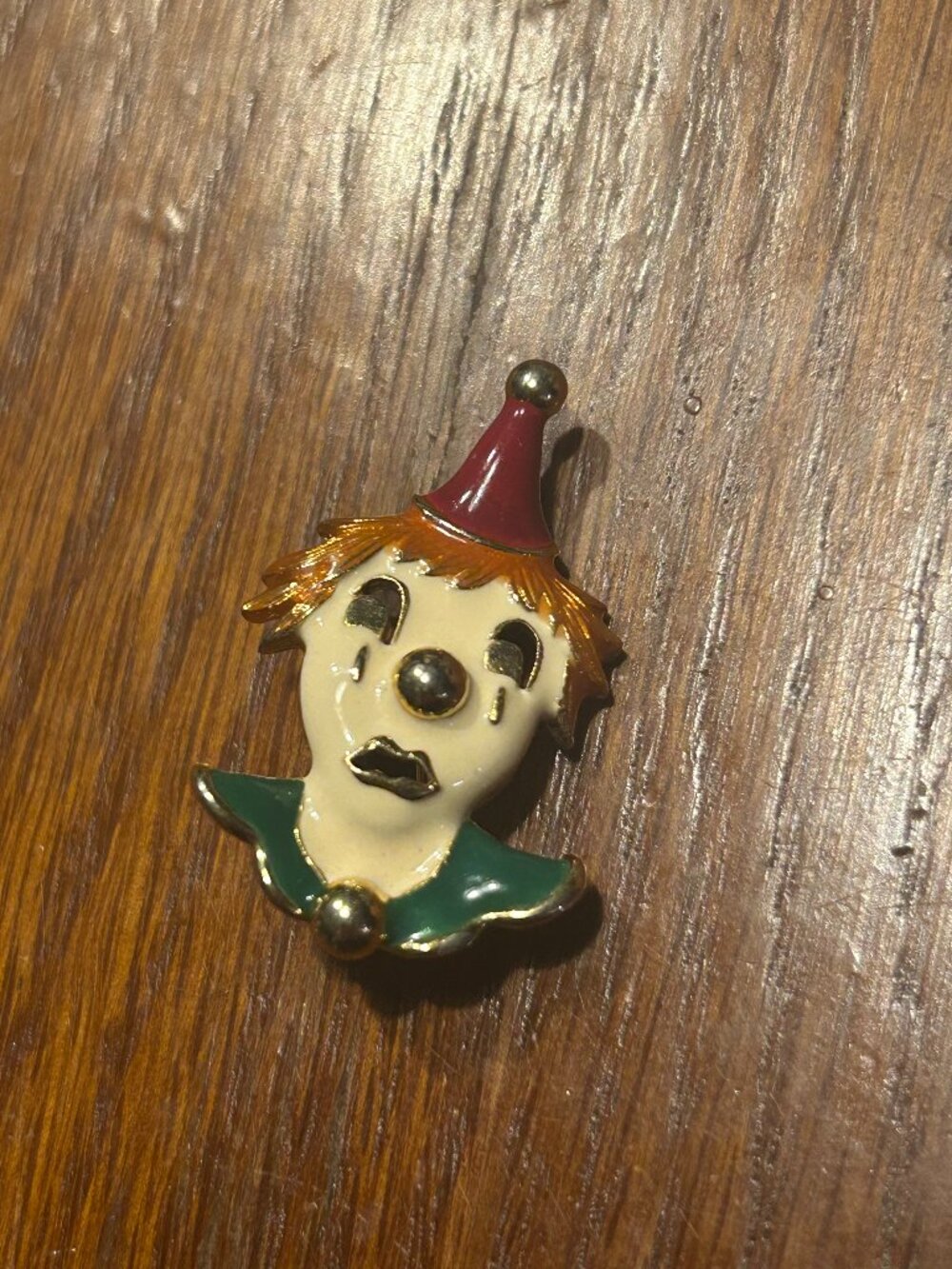 Vintage Small Clown Head Gold Color Pin